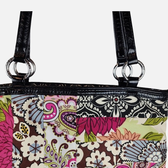 Vera Bradley Patchwork Medley Tote. Grandma Chic. - Picture 3 of 12